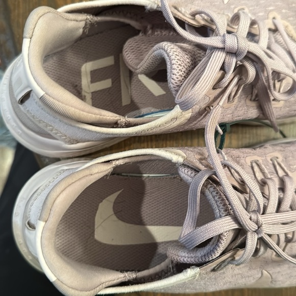 Nike Free RN 2018 Running Shoes Elemental Rose. Women’s size 10. - Picture 5 of 7
